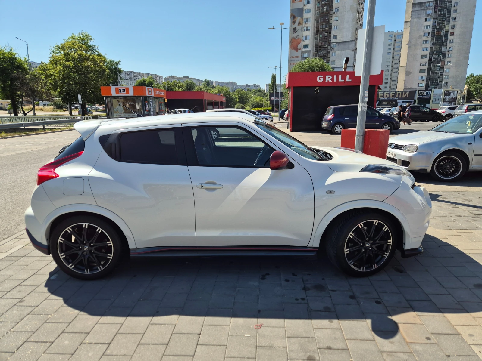 Nissan Juke Nismo 1.6 DIG-T, снимка 4 - Автомобили и джипове - 55077585