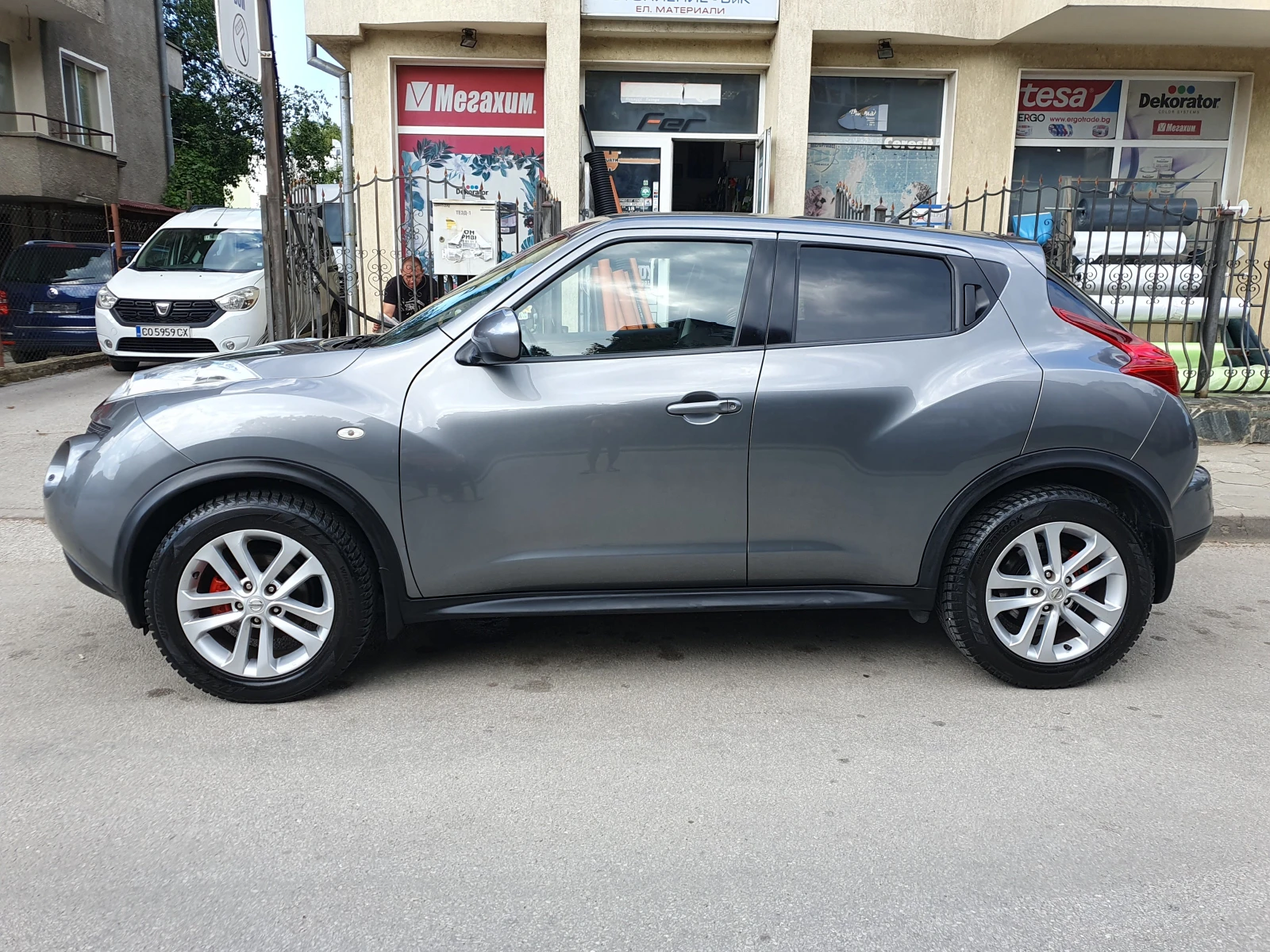 Nissan Juke 1.6i БЕНЗИН/ГАЗ, снимка 2 - Автомобили и джипове - 55333304