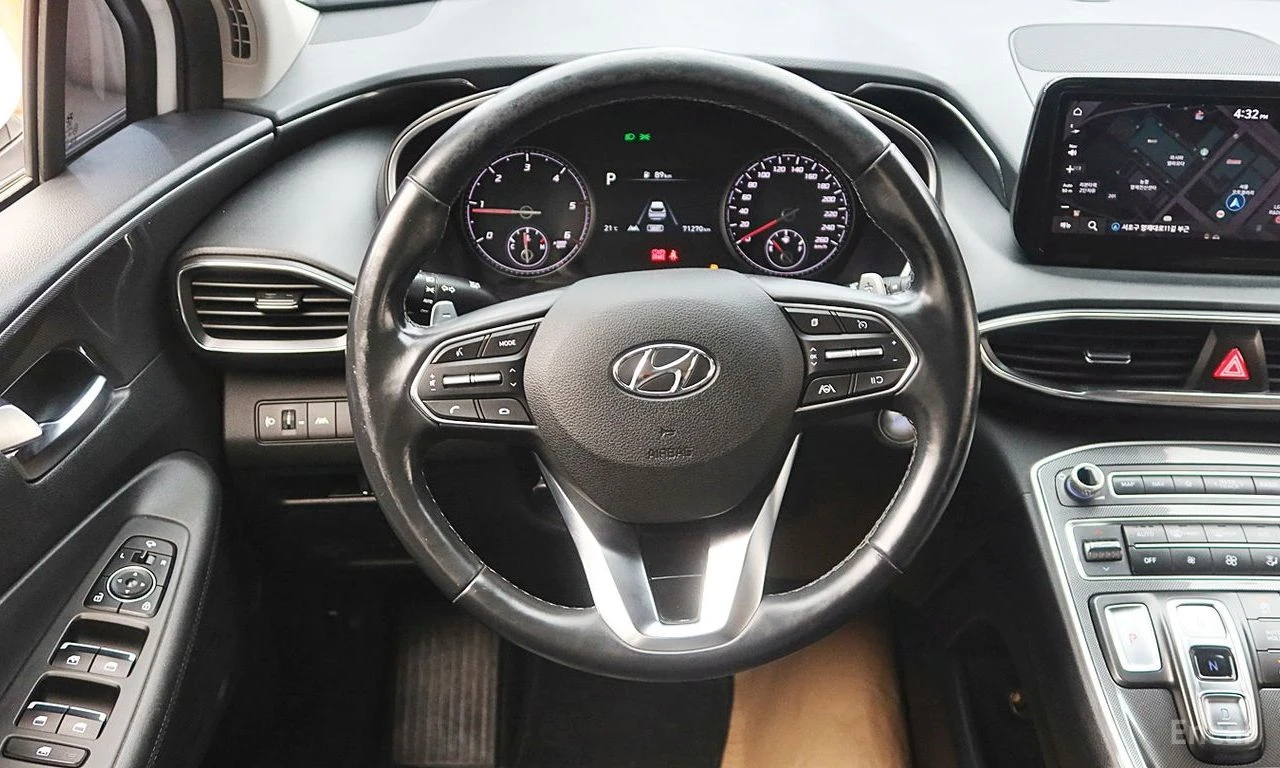 Hyundai Santa fe 2.2D Premium 4x4* ПОДГРЕВ* ОБДУХВАНЕ* КАМЕРА* , снимка 7 - Автомобили и джипове - 55503877