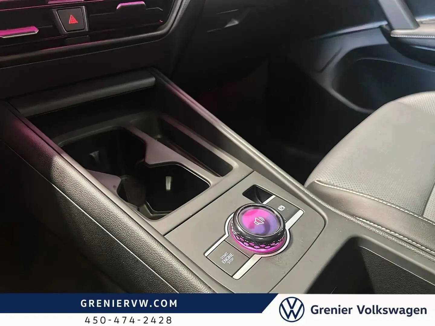 VW Tiguan R Line Black Edition ЦЕНА ДО БЪЛГАРИЯ АВТОКРЕДИТ, снимка 16 - Автомобили и джипове - 55615732