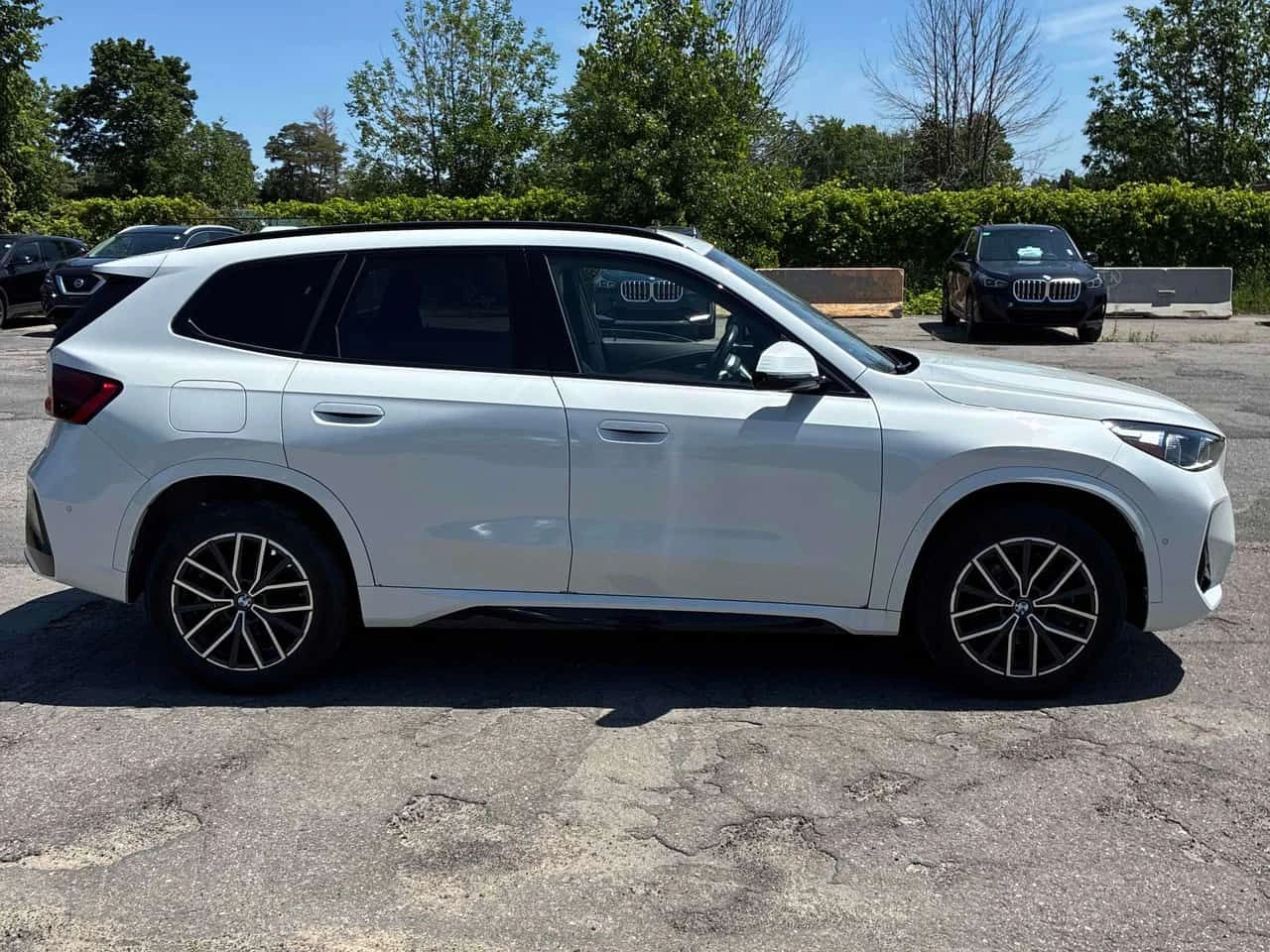 BMW X1 * xDrive28i * CARFAX * БЕЗ ПЪРВОНАЧАЛНА ВНОСКА, снимка 3 - Автомобили и джипове - 55626327