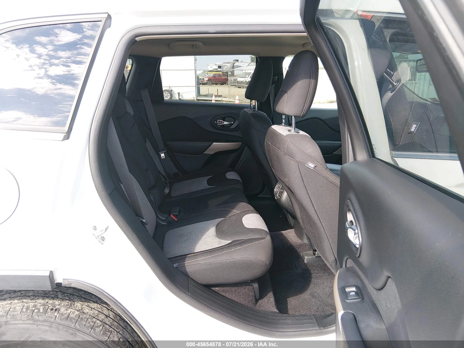 Jeep Cherokee | Mobile.bg � ����������� 16
