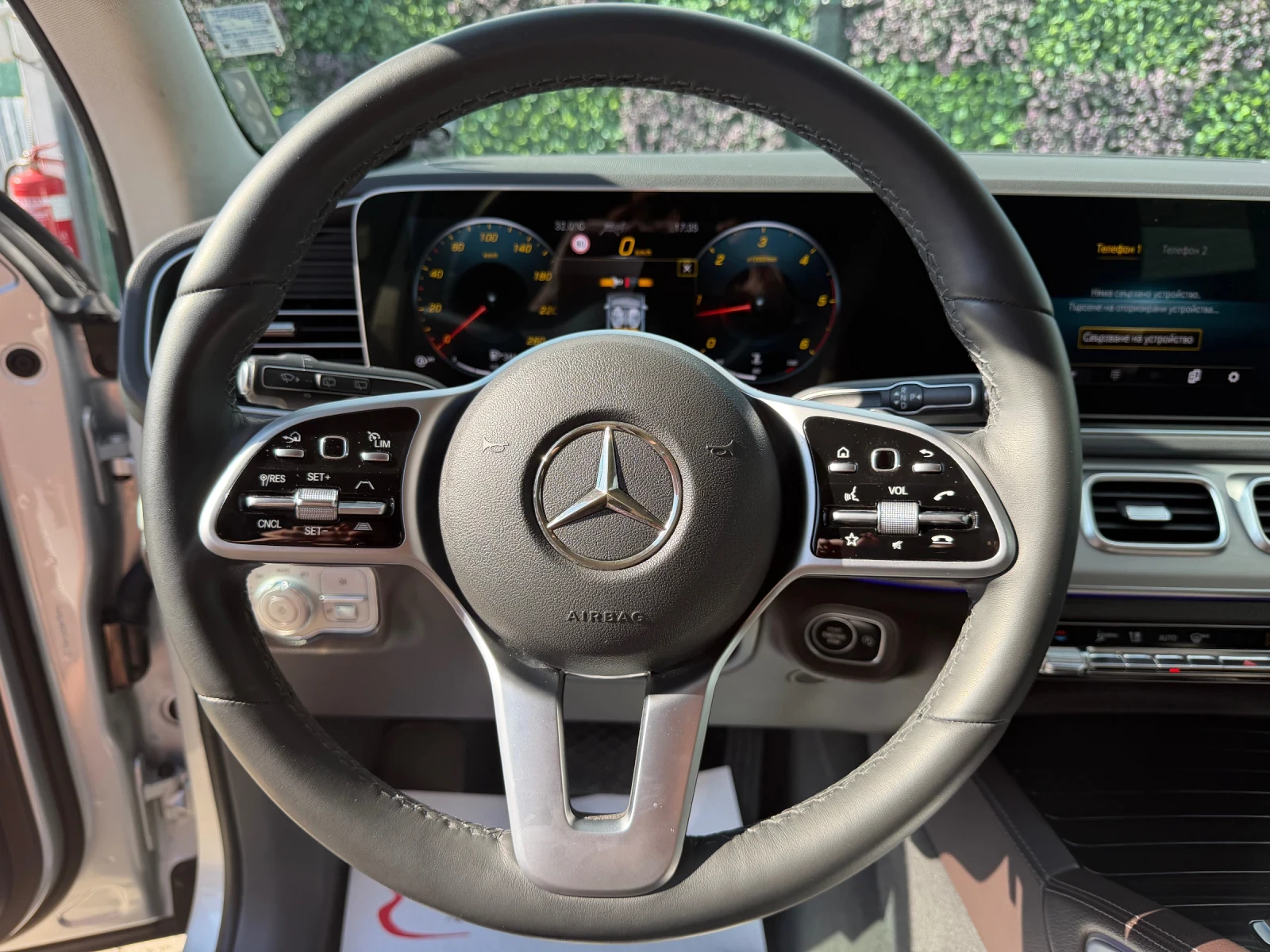 Mercedes-Benz GLE 350 AMG/LED/KEYLESS/VIRTUAL COC/KAMERA/СОБСТВЕН ЛИЗИНГ, снимка 11 - Автомобили и джипове - 55816238