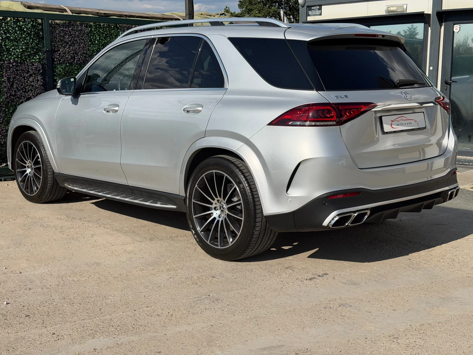 Mercedes-Benz GLE 350 AMG/LED/KEYLESS/VIRTUAL COC/KAMERA/СОБСТВЕН ЛИЗИНГ, снимка 7 - Автомобили и джипове - 55816238