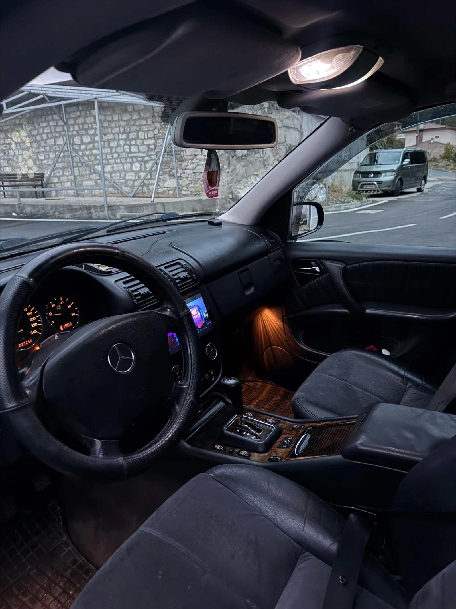Mercedes-Benz ML 270 W163, снимка 11 - Автомобили и джипове - 56293486