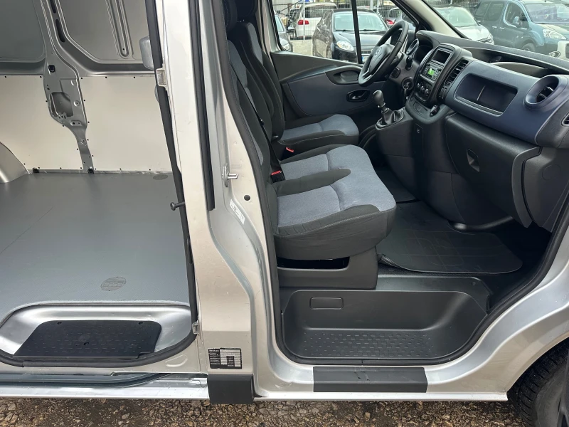 Renault Trafic DIESEL* TOP* Evro5, снимка 16 - Бусове и автобуси - 52428723