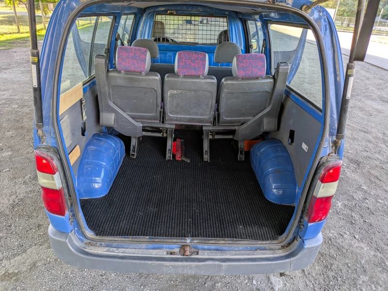 Toyota Hiace, снимка 16 - Бусове и автобуси - 52790651