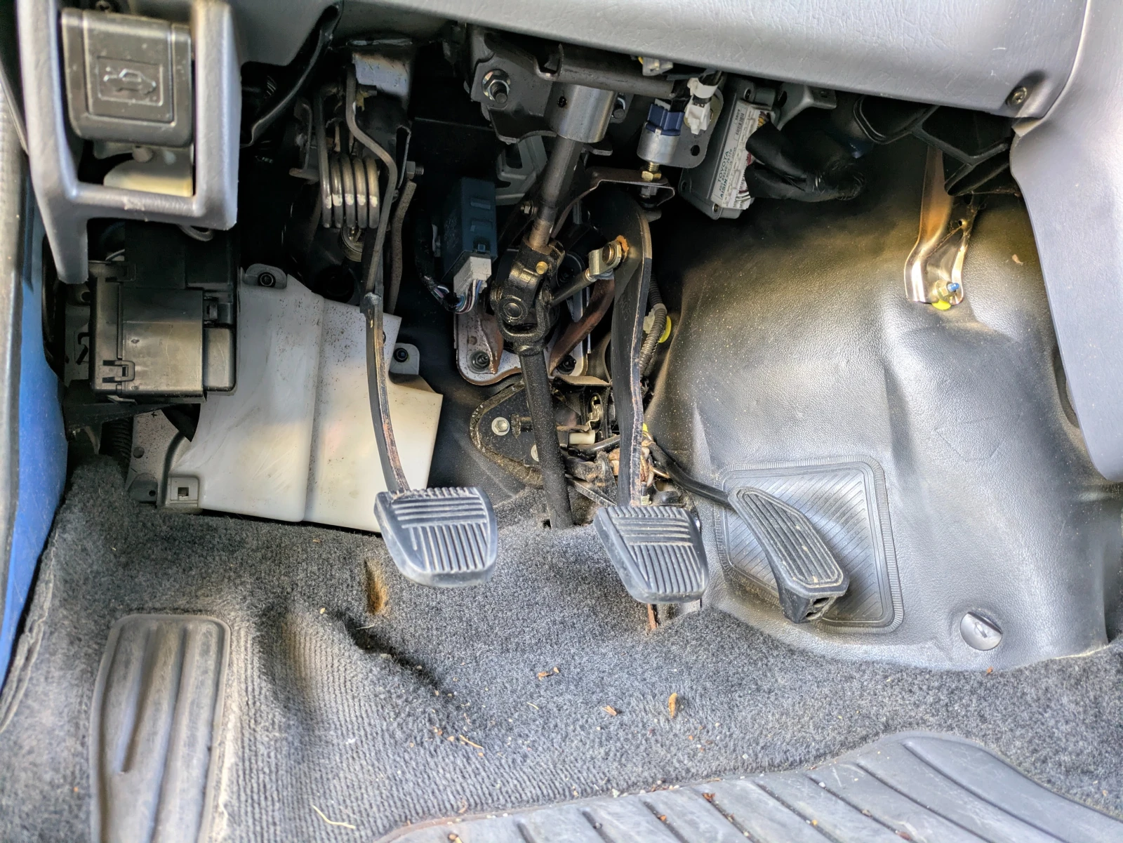 Toyota Hiace | Mobile.bg � ����������� 11