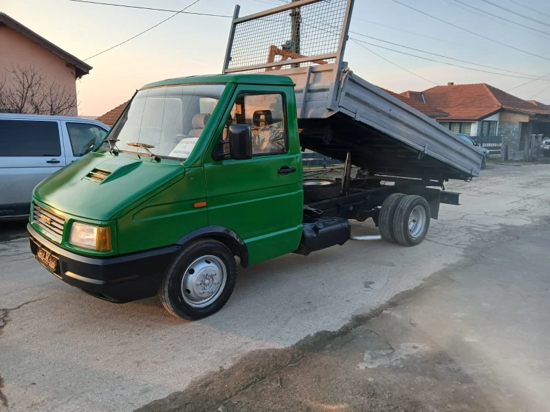 Iveco Daily 2.5TDI, снимка 11 - Камиони - 49108407