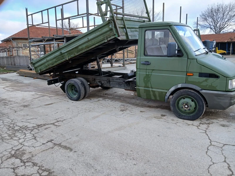 Iveco Daily 2.5TDI, снимка 5 - Камиони - 48321927