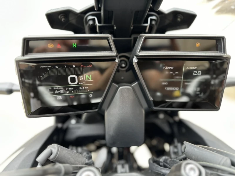 Yamaha Mt-09 Tracer 900 GT  22г 12000км, снимка 8 - Мотоциклети и мототехника - 47411564