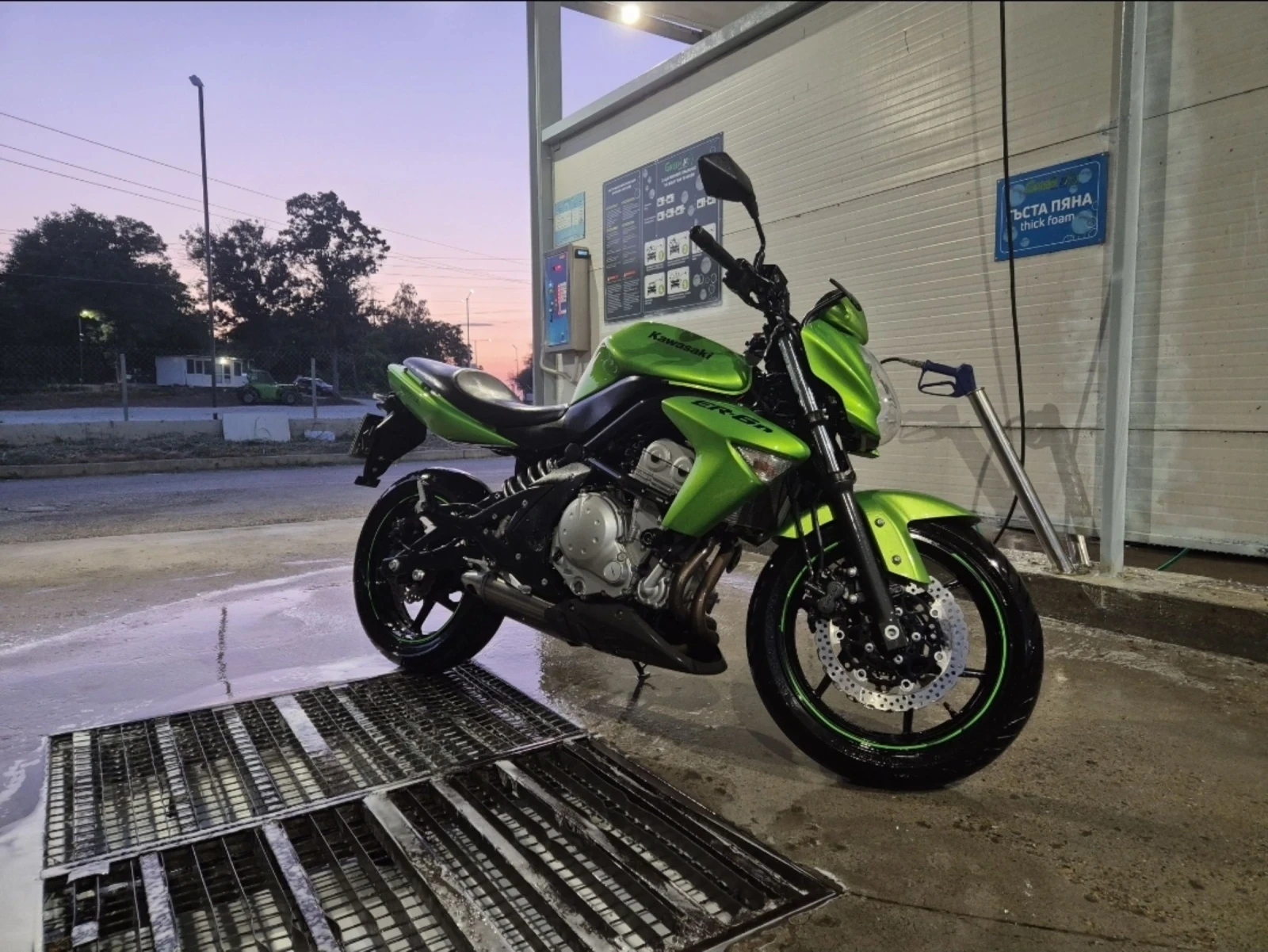 Kawasaki ER 6n 650cc A2