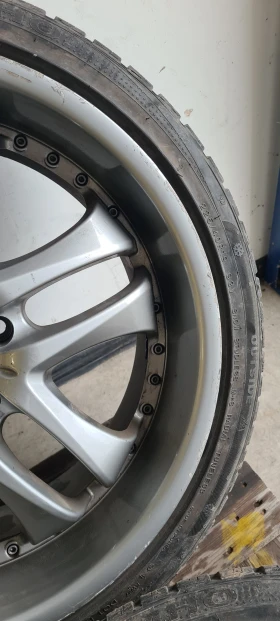 Гуми с джанти Kumho 225/40R19, снимка 4 - Гуми и джанти - 47485682