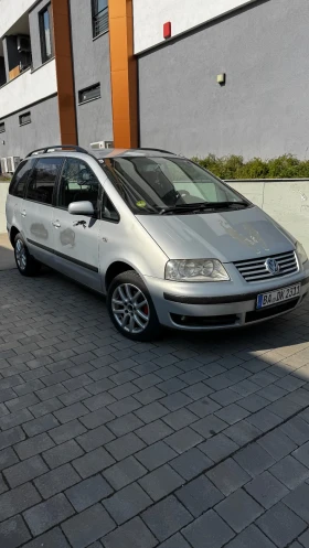 VW Sharan 6+ 1 ДИЗЕЛ, снимка 2