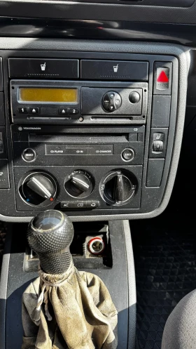 VW Sharan 6+ 1 ДИЗЕЛ, снимка 9