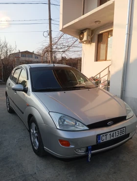 Ford Focus 1.8, снимка 1