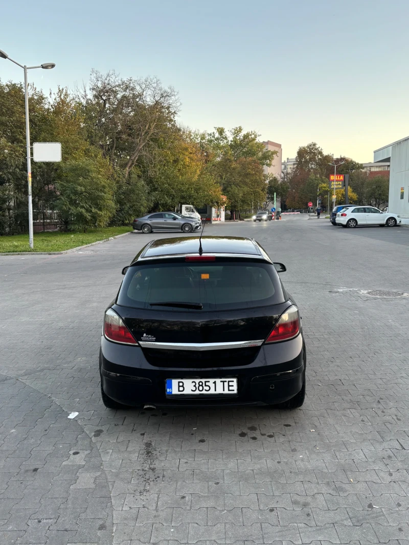 Opel Astra 2.0Т, снимка 4 - Автомобили и джипове - 47849516