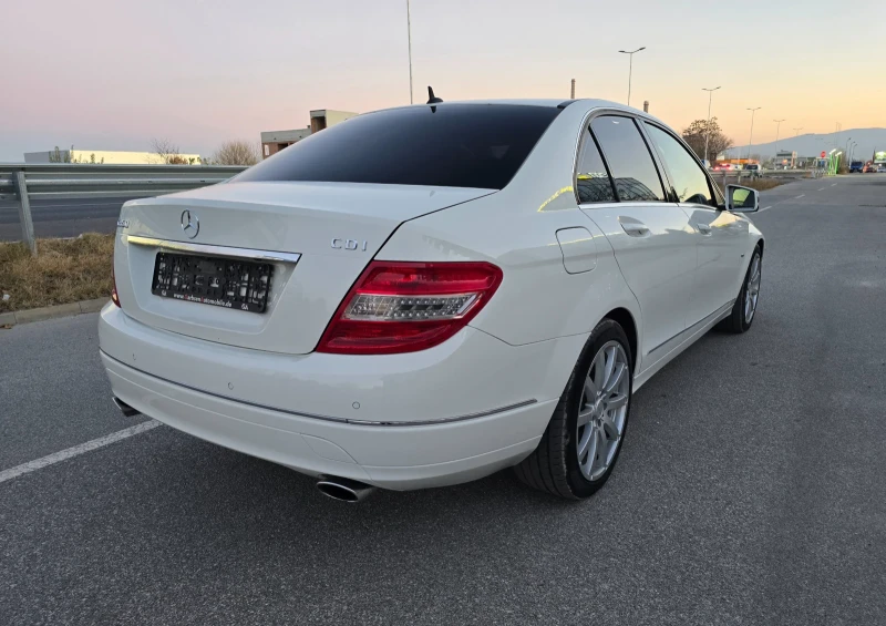 Mercedes-Benz C 350 Cdi Avantgarde BlueEFFICIENCY, снимка 4 - Автомобили и джипове - 47884905