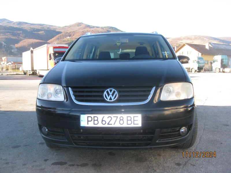 VW Touran 2.0 TSI, снимка 1 - Автомобили и джипове - 48376168