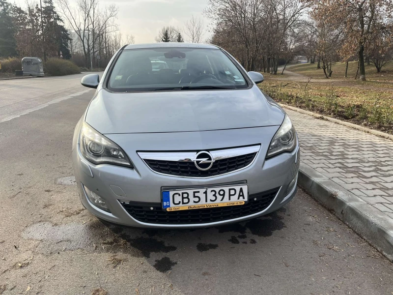 Opel Astra J, снимка 3 - Автомобили и джипове - 48439059