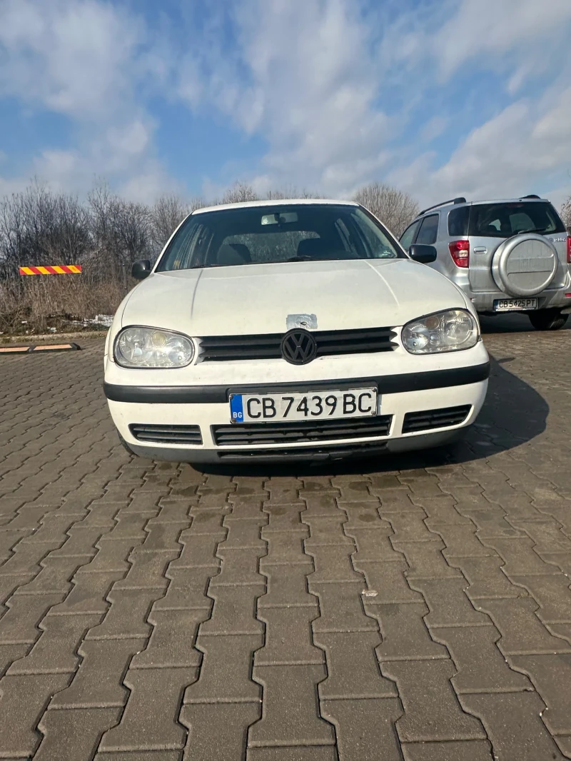 VW Golf, снимка 1 - Автомобили и джипове - 48784045