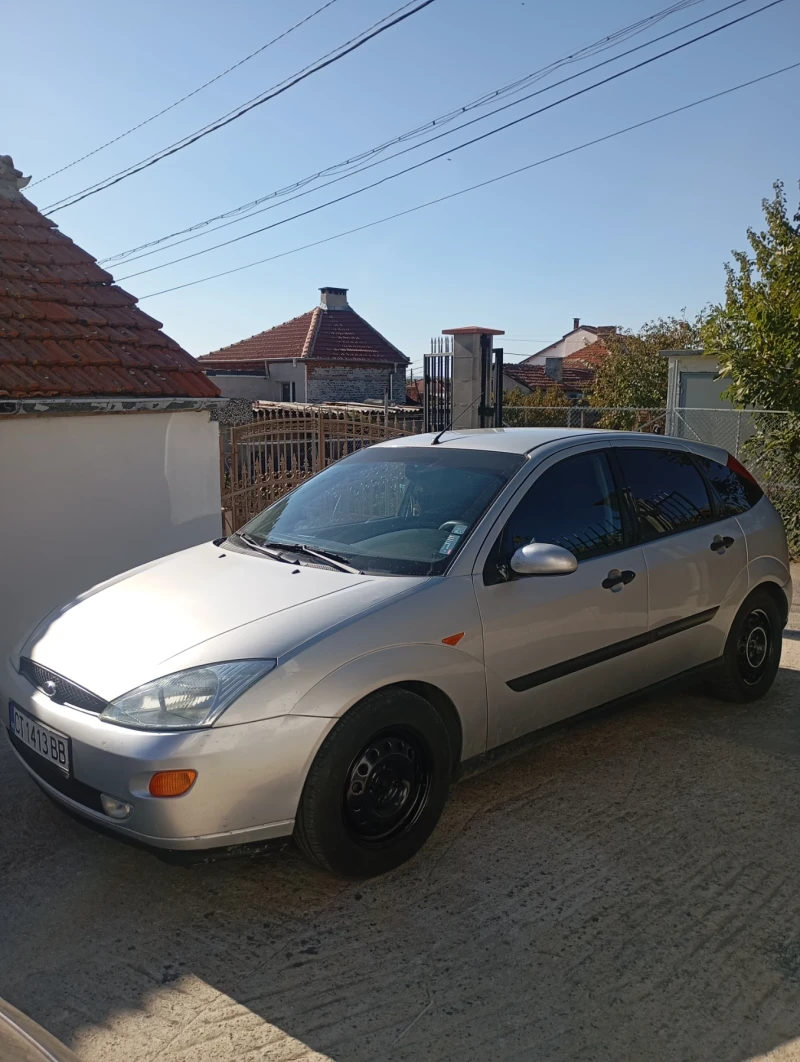 Ford Focus 1.8, снимка 17 - Автомобили и джипове - 49010582