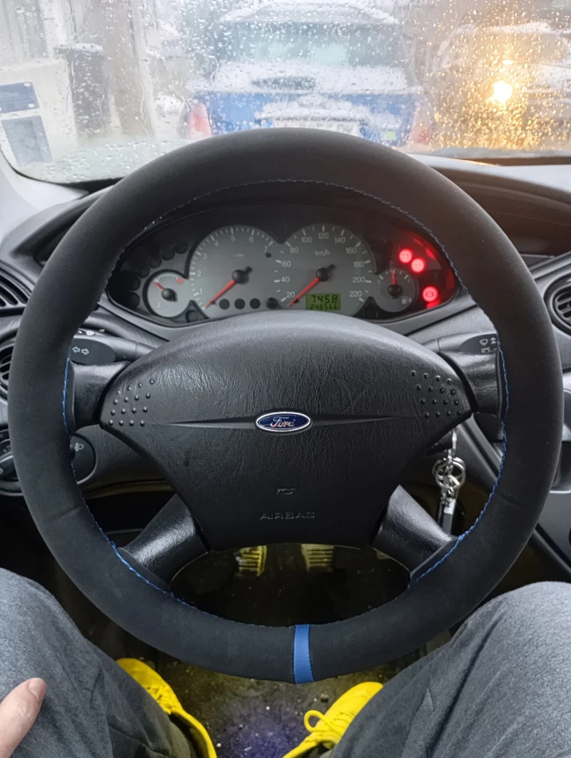 Ford Focus 1.8, снимка 10 - Автомобили и джипове - 49010582