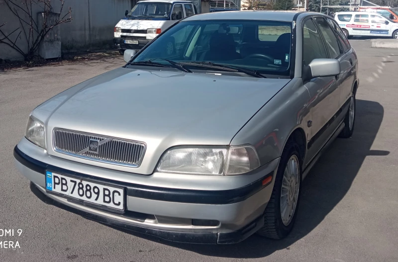 Volvo V40, снимка 4 - Автомобили и джипове - 49220856