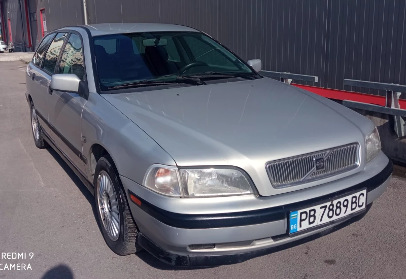 Volvo V40, снимка 5 - Автомобили и джипове - 49220856