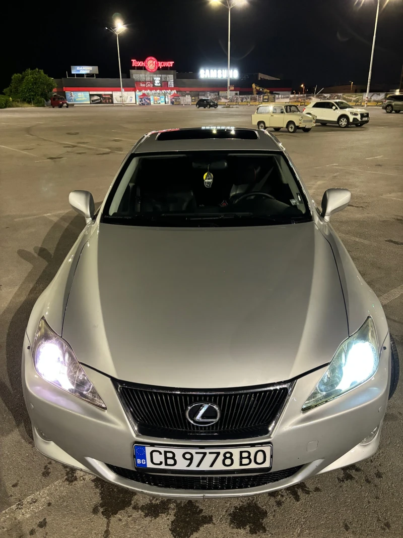 Lexus IS 250, снимка 3 - Автомобили и джипове - 52542501