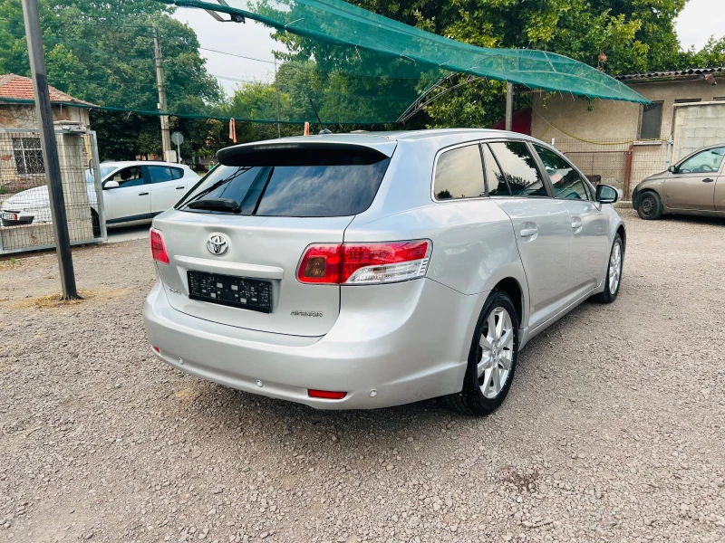 Toyota Avensis 2.2d-4d 150k.s., снимка 7 - Автомобили и джипове - 51278844