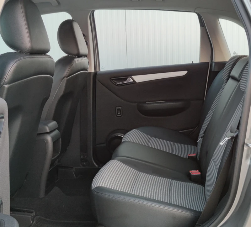Mercedes-Benz B 150 1.5i* 95к.с* , снимка 12 - Автомобили и джипове - 51415866