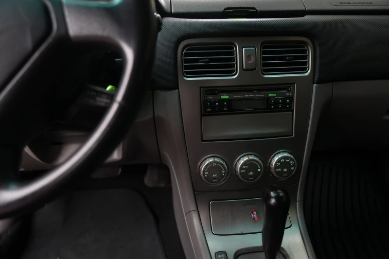 Subaru Forester, снимка 10 - Автомобили и джипове - 52507972