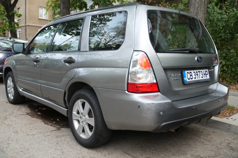 Subaru Forester, снимка 4 - Автомобили и джипове - 52507972