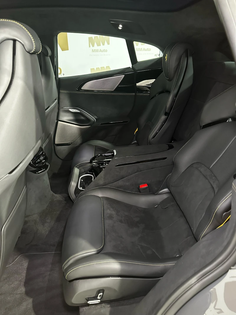 Ferrari Purosangue V12* Carbon* Pano* Display, снимка 11 - Автомобили и джипове - 52118919