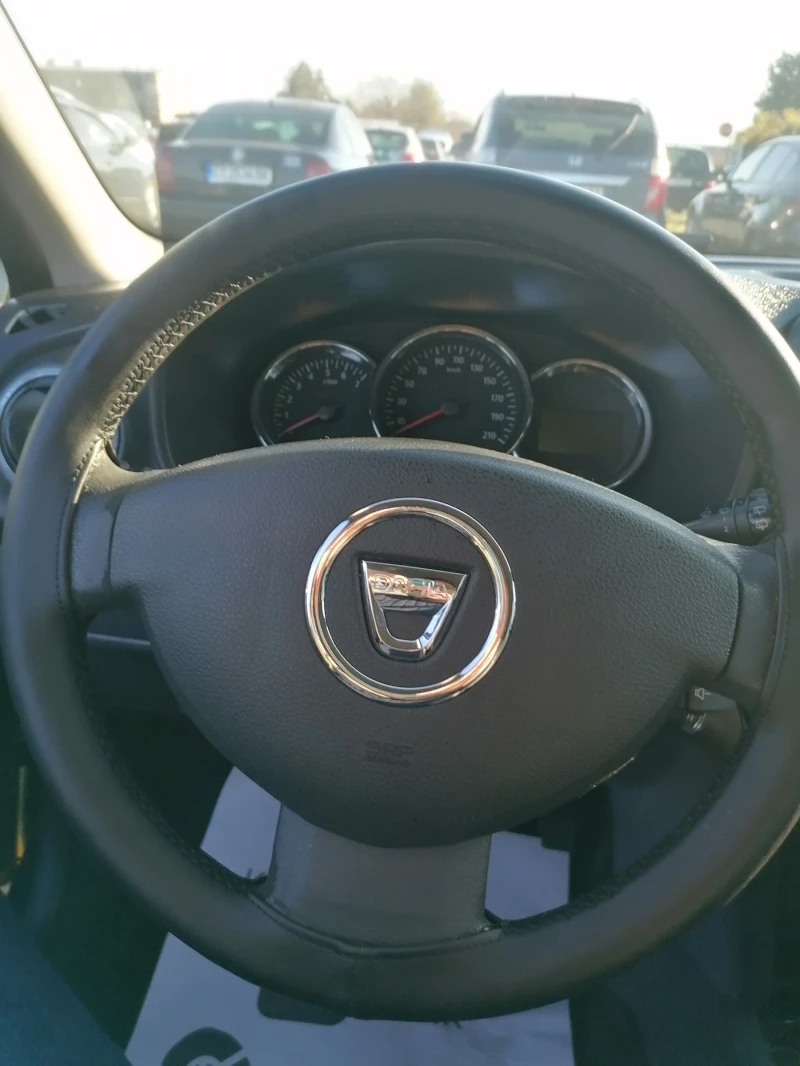 Dacia Logan 1.2, снимка 8 - Автомобили и джипове - 52618781