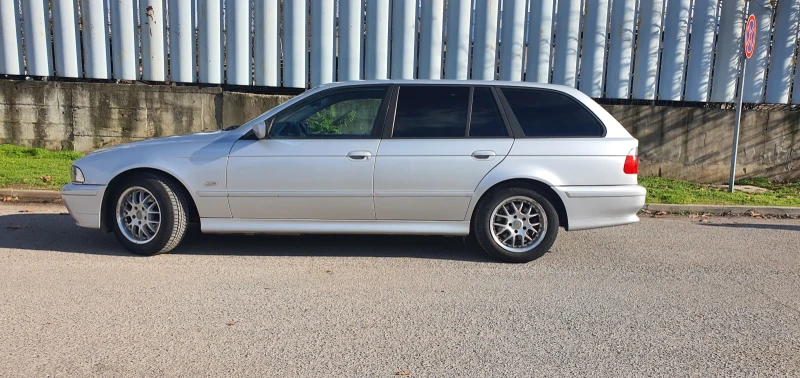 BMW 523, снимка 10 - Автомобили и джипове - 52648204