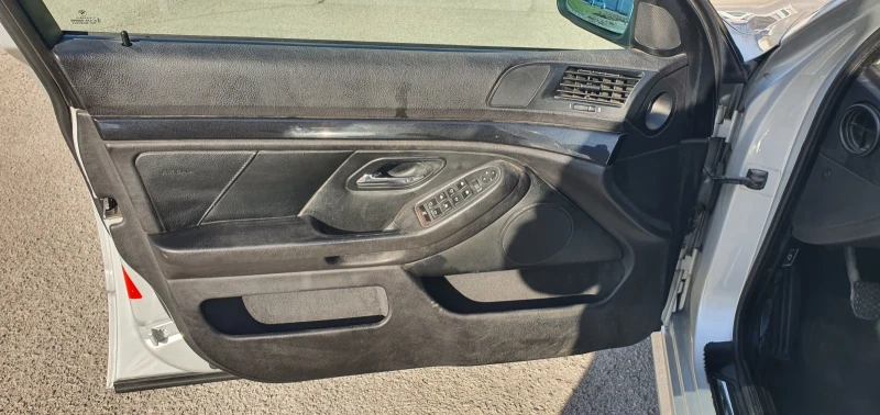 BMW 523, снимка 2 - Автомобили и джипове - 52648204