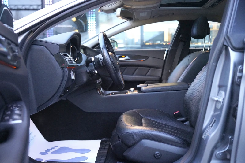 Mercedes-Benz CLS 500 4Matic AMG Line, снимка 9 - Автомобили и джипове - 52835229