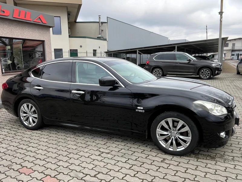 Infiniti M HYBRID, снимка 2 - Автомобили и джипове - 53292160