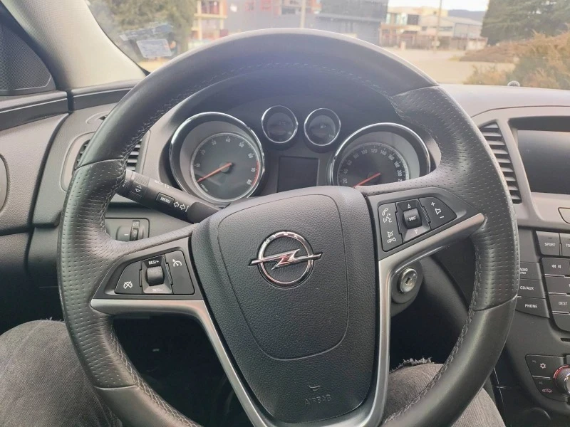 Opel Insignia Opel Insignia 2.0 , снимка 9 - Автомобили и джипове - 46958175