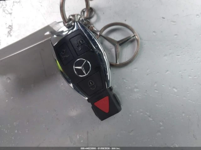 Mercedes-Benz C 300 ПОДГРЕВИ* КОЖА* ШИБИДАХ* , снимка 10 - Автомобили и джипове - 53204290