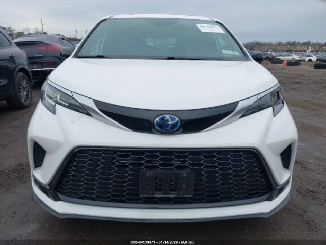 Toyota Sienna * XSE* HYBRID* AWD* КОЖА* ПОДГРЕВ* ШИБИДАХ* , снимка 11 - Автомобили и джипове - 55279664