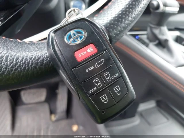 Toyota Sienna * XSE* HYBRID* AWD* КОЖА* ПОДГРЕВ* ШИБИДАХ* , снимка 10 - Автомобили и джипове - 55279664