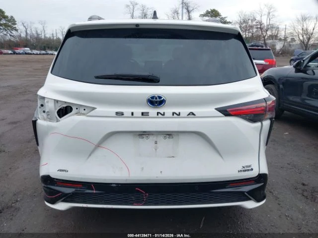 Toyota Sienna * XSE* HYBRID* AWD* КОЖА* ПОДГРЕВ* ШИБИДАХ* , снимка 15 - Автомобили и джипове - 55279664