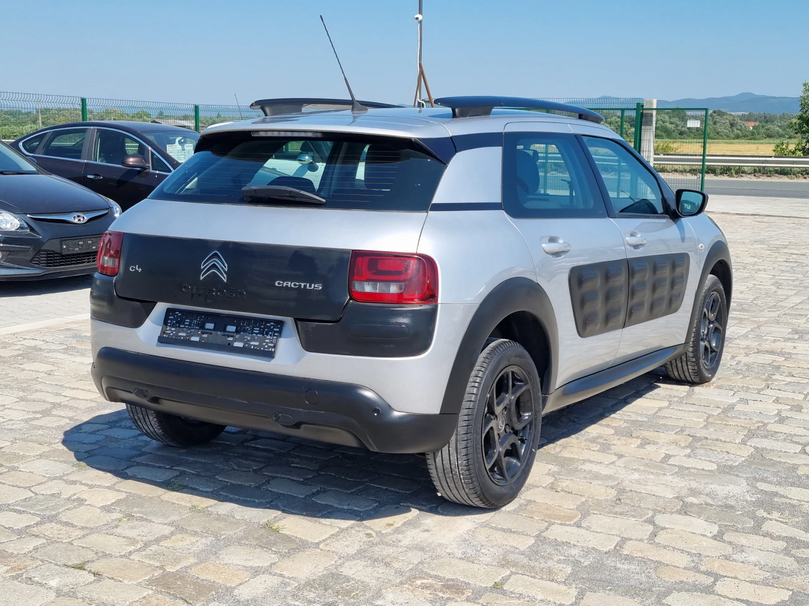 Citroen C4 Cactus 1.2i 82 к.с. ЕВРО 6В - изображение 6