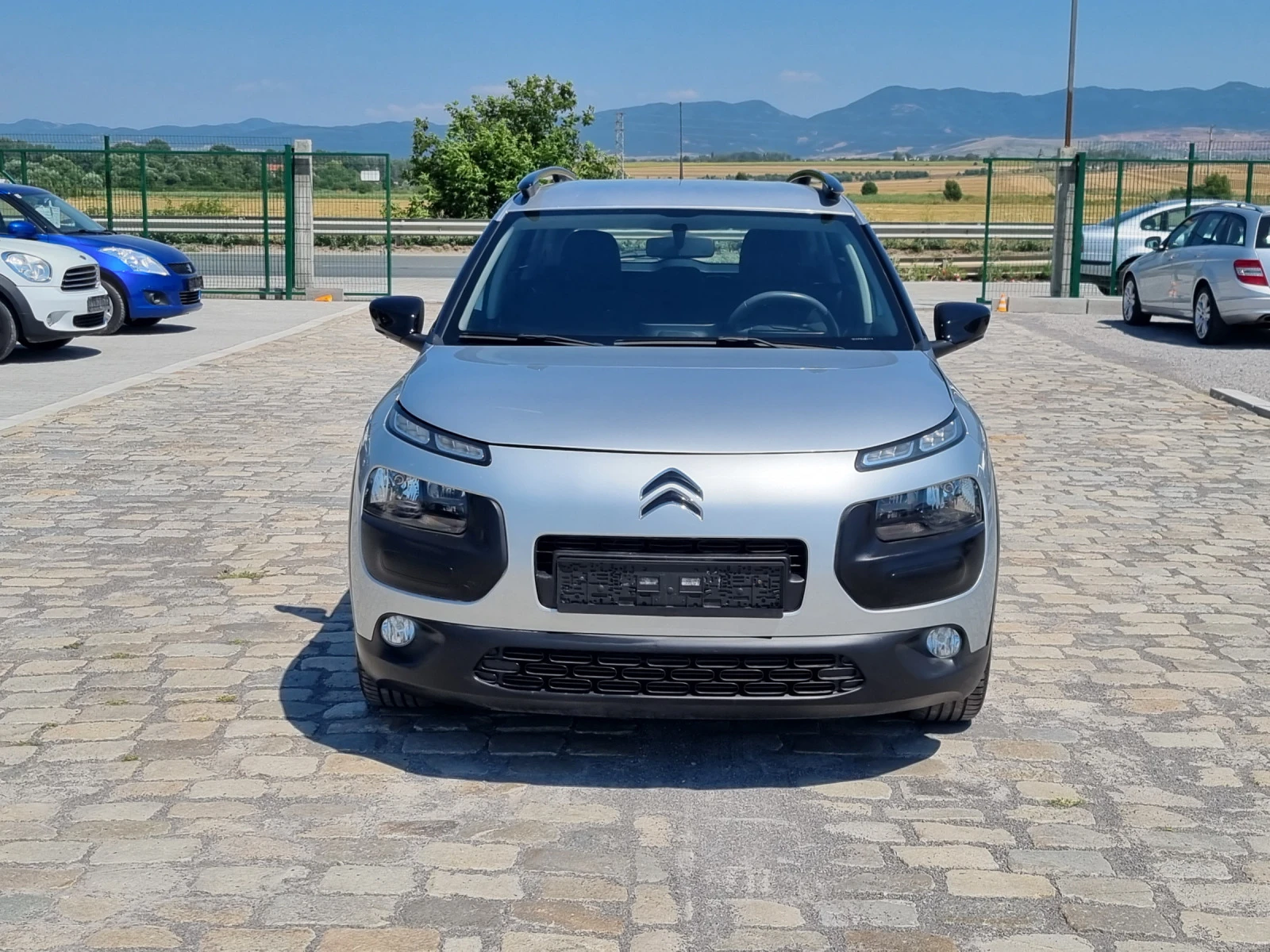 Citroen C4 Cactus 1.2i 82 к.с. ЕВРО 6В - изображение 2