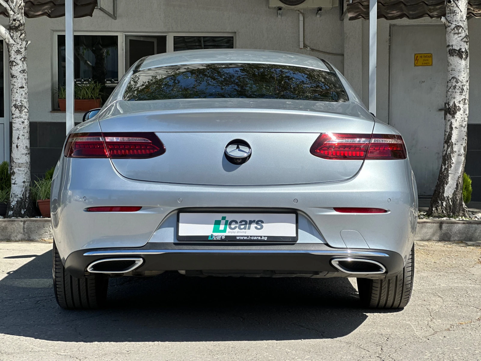 Mercedes-Benz E 220 d Coupe в ГАРАНЦИЯ - изображение 5