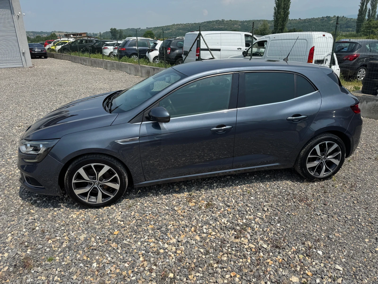 Renault Megane 1.6DCi BOSE - изображение 5