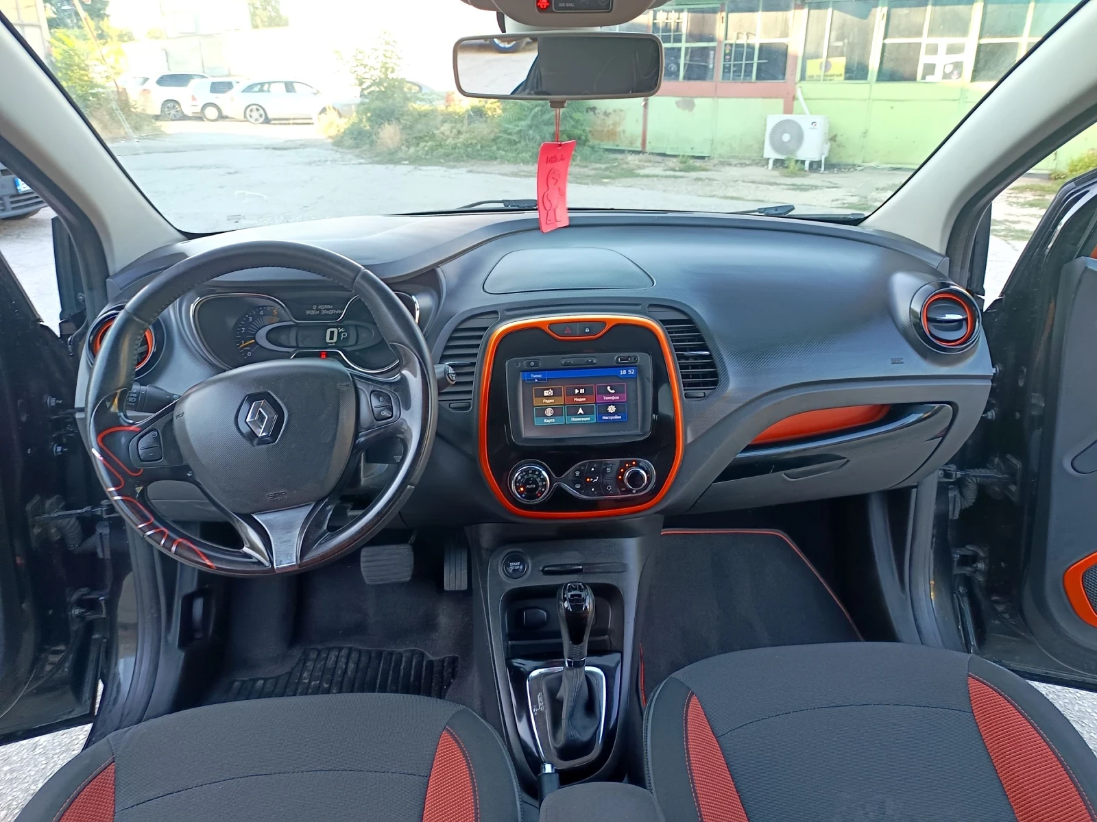 Renault Captur 1.5 DCI AUTOMAT - изображение 8